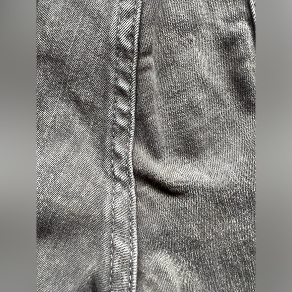 Wash lab cotton poly stretch skinny jeans in a rustic olive color. Size 25 - Picture 11 of 11